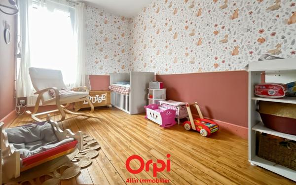 Maison à vendre    7 pièces • 138 m2 Montluçon