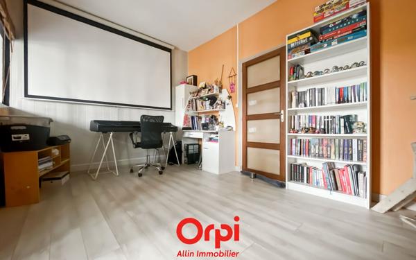 Maison à vendre    7 pièces • 138 m2 Montluçon