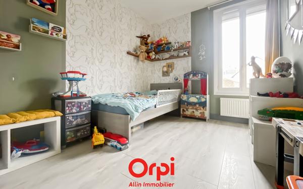 Maison à vendre    7 pièces • 138 m2 Montluçon