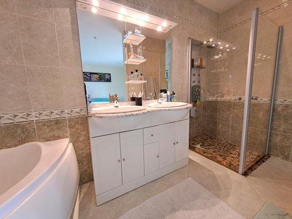 Maison Saint Martin De Cornas 5 pièces 190 m2