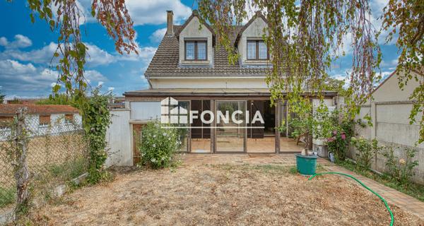 À vendre Maison 5 pièces 111 m² - Buchelay 78200