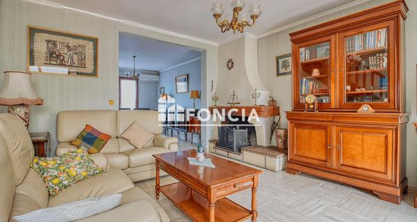 À vendre Maison 5 pièces 111 m² - Buchelay 78200
