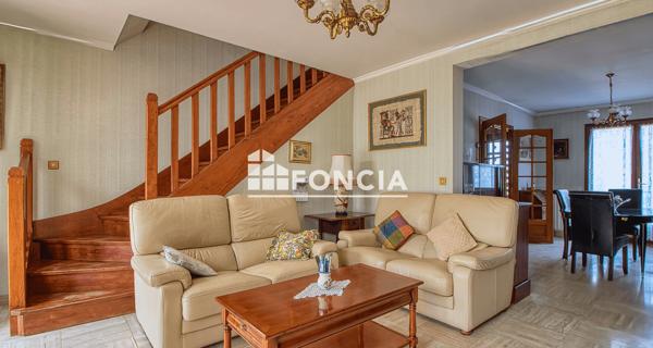 À vendre Maison 5 pièces 111 m² - Buchelay 78200
