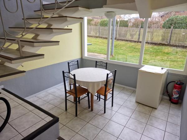 Dpt Vosges (88), BAINS-LES-BAINS - Immeuble 9 appartements T2 avec balcon / Terrain de 1000 m² environ