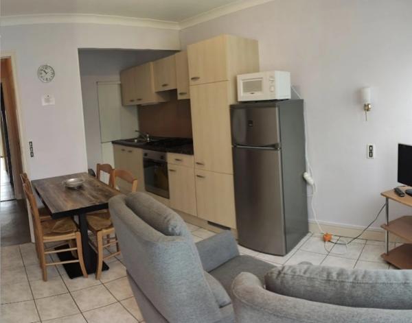 Dpt Vosges (88), BAINS-LES-BAINS - Immeuble 9 appartements T2 avec balcon / Terrain de 1000 m² environ