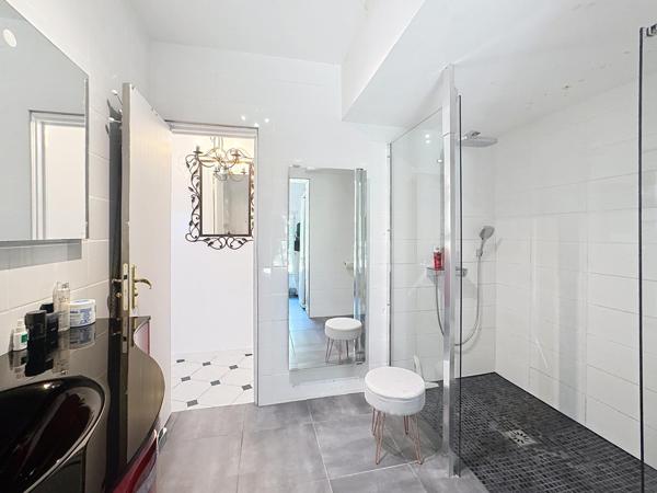 Maison à vendre  6 pièces - 133 m2 CAVALAIRE SUR MER - 83