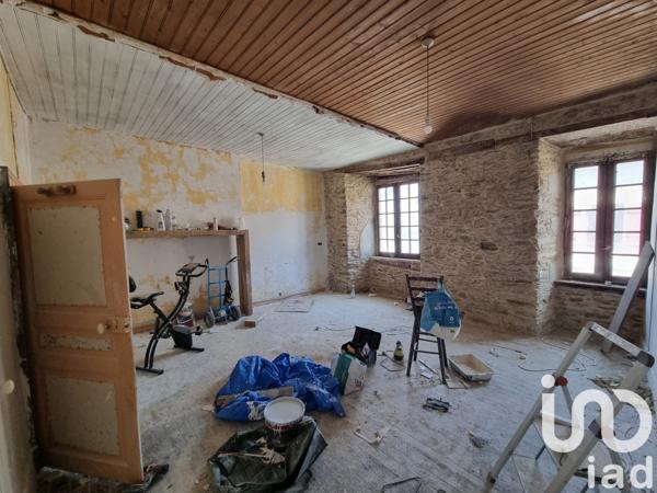 Maison de village 5 pièces de 90 m² à Magnac-Bourg (87380)