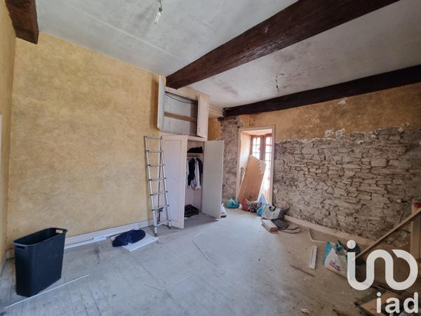 Maison de village 5 pièces de 90 m² à Magnac-Bourg (87380)