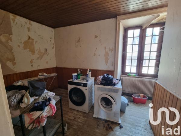 Maison de village 5 pièces de 90 m² à Magnac-Bourg (87380)