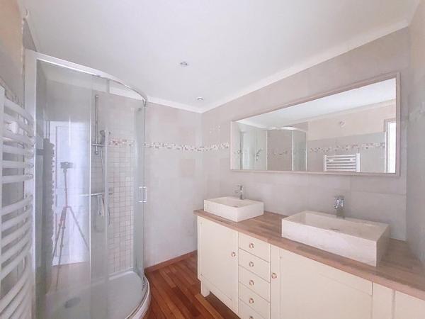 Vente / Appartement T4