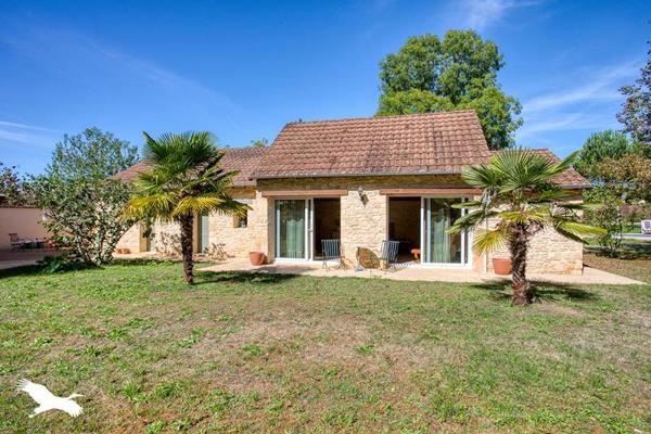 Maison à vendre |  Montignac |  7 pièces | 218 m²