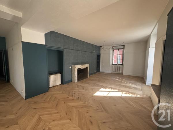 Maison à vendre  8 pièces - 347,44 m2 COSSE LE VIVIEN - 53