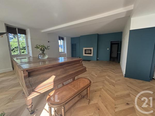 Maison à vendre  8 pièces - 347,44 m2 COSSE LE VIVIEN - 53