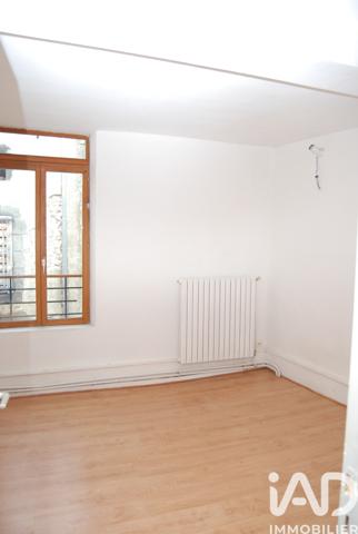 Maison à vendre 6 pièces 82 m² Riom