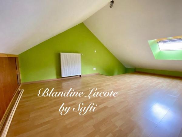 Maison habitable de suite - grange attenante