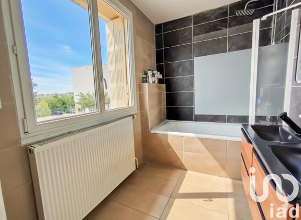 Maison à vendre 5 pièces 184 m² Montluçon
