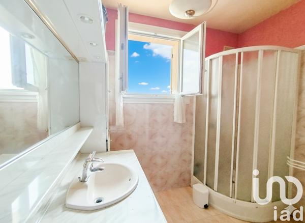 Maison à vendre 5 pièces 184 m² Montluçon