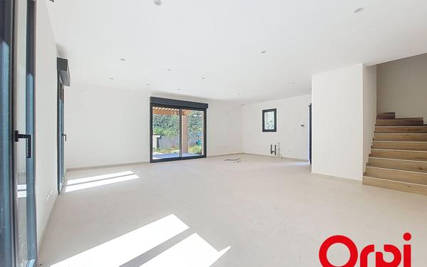 Maison à vendre    5 pièces • 136,52 m2 Tourrette-Levens