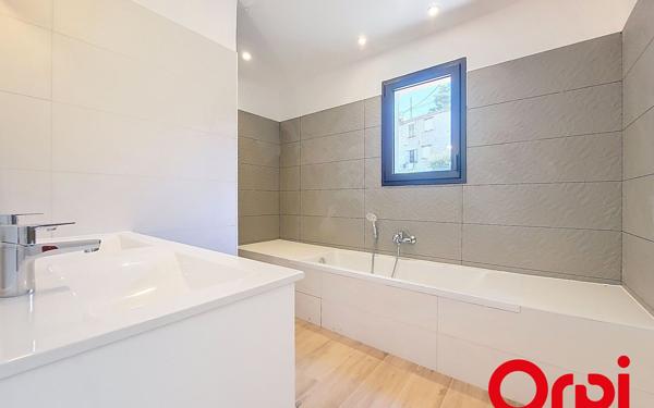 Maison à vendre    5 pièces • 136,52 m2 Tourrette-Levens