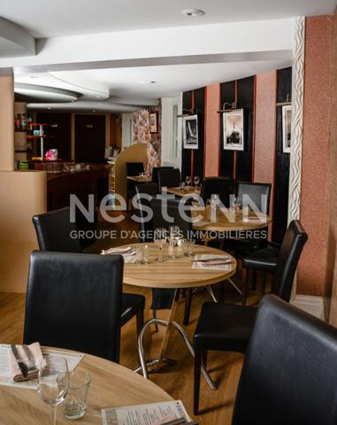 FONDS D'UN RESTAURANT FACE MER