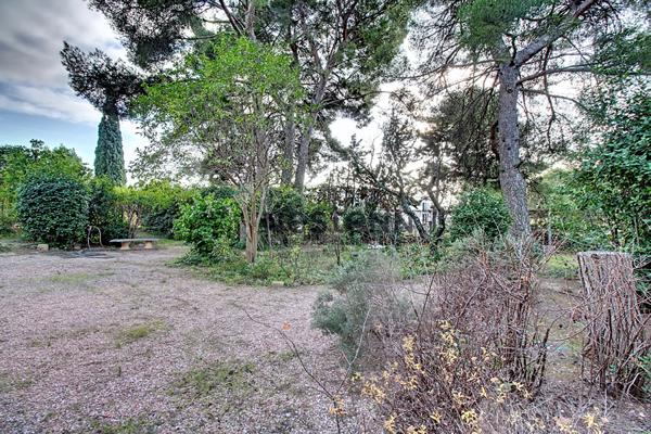 Terrain plat 500 m² Avenue de Marseille Vitrolles