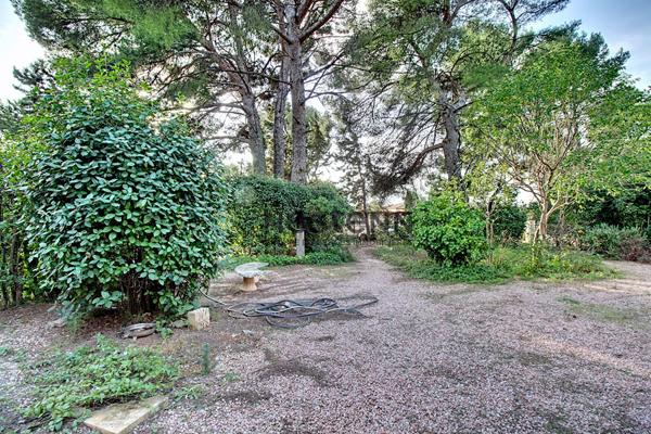 Terrain plat 500 m² Avenue de Marseille Vitrolles