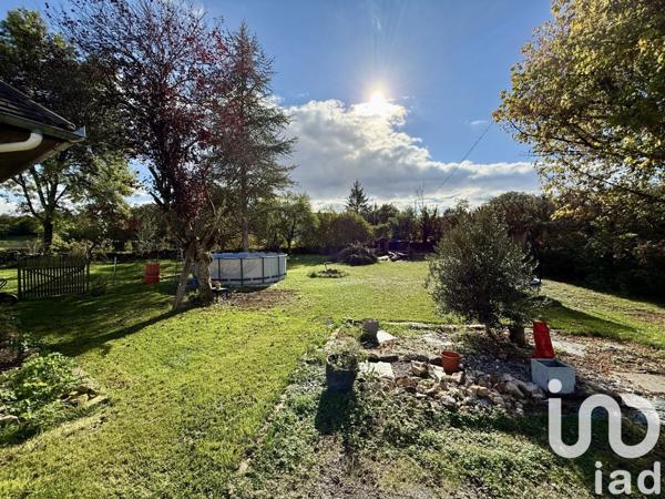 Maison traditionnelle 7 pièces de 205 m² à Béduer (46100)