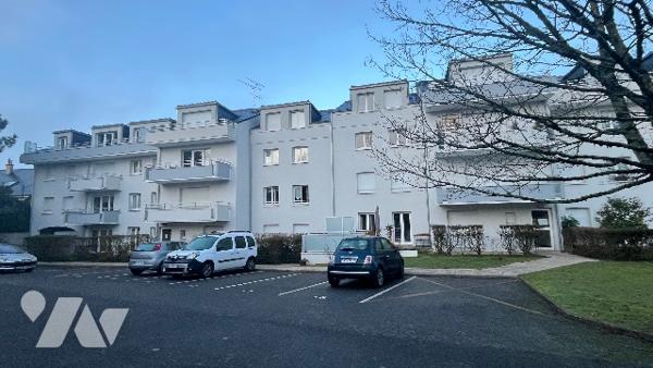NANTES ROND POINT DE PARIS/ROUTE DE SAINT JOSEPH - A vendre grand T2