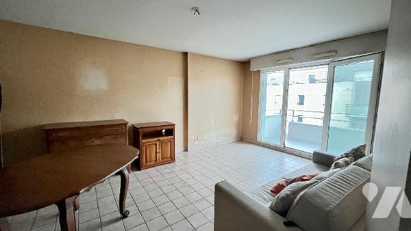 NANTES ROND POINT DE PARIS/ROUTE DE SAINT JOSEPH - A vendre grand T2