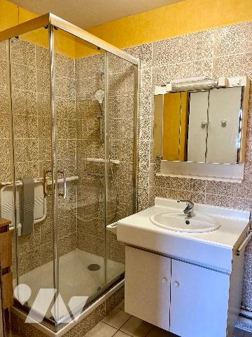 NANTES ROND POINT DE PARIS/ROUTE DE SAINT JOSEPH - A vendre grand T2