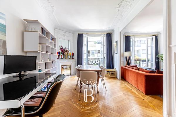 Neuilly-sur-Seine, Appartement 3 Chambres -  107 m² à vendre