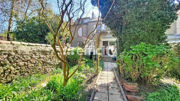 Maison 4 pièces - 117 m² Exclusivité efficity