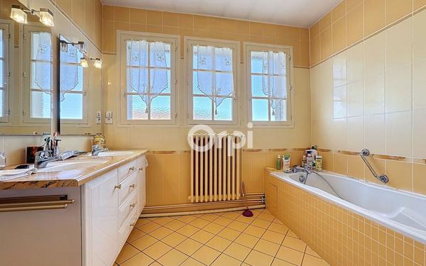 Maison à vendre    9 pièces •  Panazol