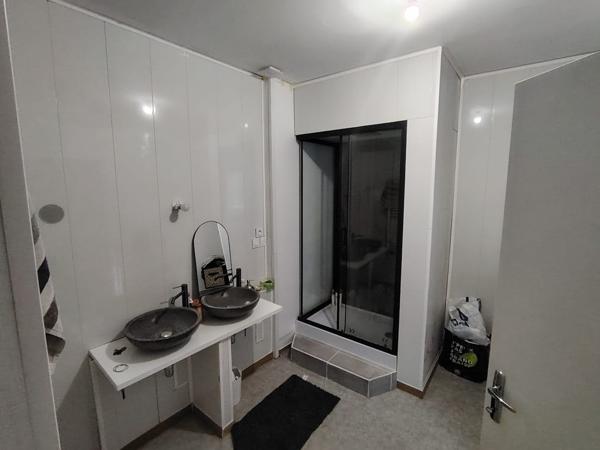 Montbazens (12220) Maison de caractère avec cave voûtée et panneaux photovoltaïques