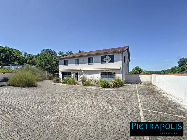 Bâtiment Commercial ou de Bureaux à Craponne de 430m2