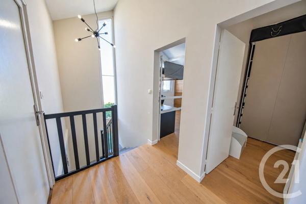 Maison à vendre  6 pièces - 113,06 m 2   LE HAILLAN  - 33