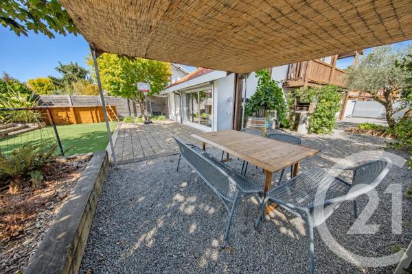 Maison à vendre  6 pièces - 113,06 m 2   LE HAILLAN  - 33