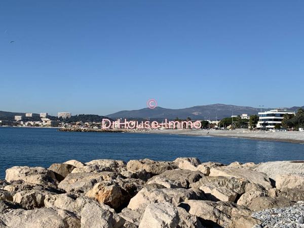 Commerce à vendre de 180 m²