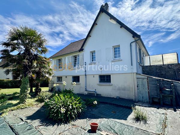 Vente
                Maison90 m² - 5 Pièces -
                    PORT BAIL SUR MER (50580)