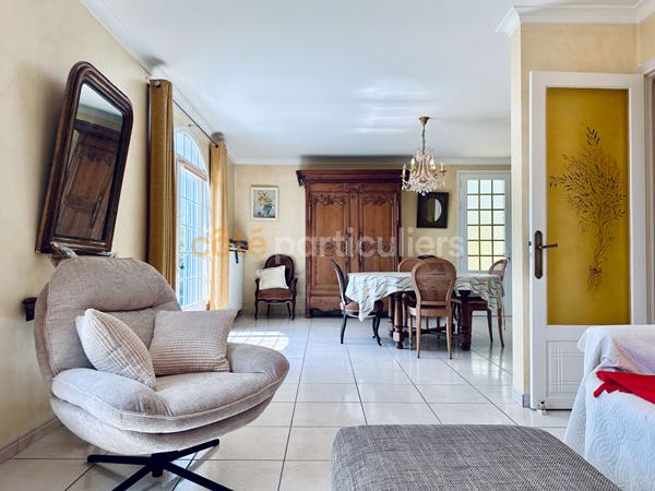 Vente
                Maison90 m² - 5 Pièces -
                    PORT BAIL SUR MER (50580)