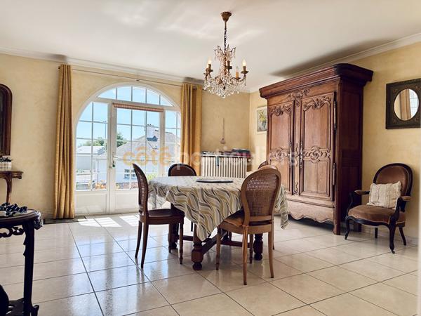 Vente
                Maison90 m² - 5 Pièces -
                    PORT BAIL SUR MER (50580)