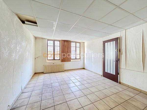 Vente
                Immeuble226 m² - ELBEUF (76500)