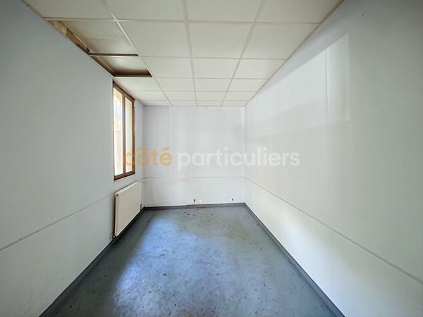 Vente
                Immeuble226 m² - ELBEUF (76500)