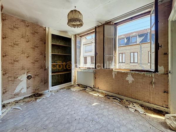 Vente
                Immeuble226 m² - ELBEUF (76500)