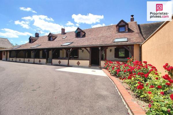 1h de PARIS - BELLE LONGERE de 250 m2 environ, garage