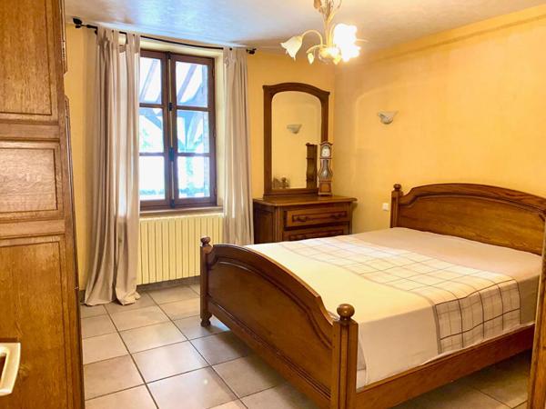 1h de PARIS - BELLE LONGERE de 250 m2 environ, garage