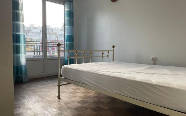 Appartement à vendre    2 pièces • 54 m2 Créteil