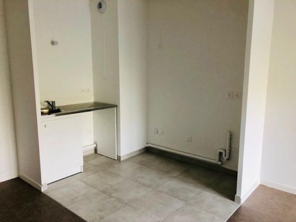 Location appartement Ozoir-la-Ferrière - 2 pièce(s) - 48 m² - 931 €/mois