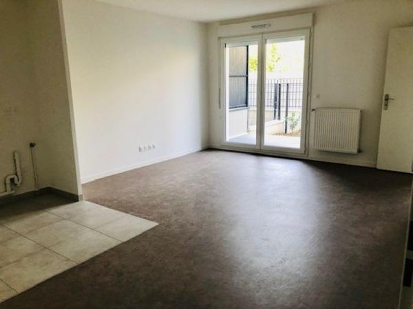 Location appartement Ozoir-la-Ferrière - 2 pièce(s) - 48 m² - 931 €/mois