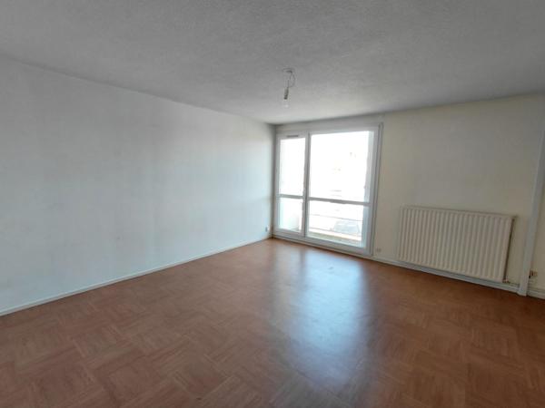 LA ROSSIGNOLETTE – 262 AVENUE CARNOT – LA ROCHELLE – APPARTEMENT LOGT 5 – T3 – 1er ETAGE